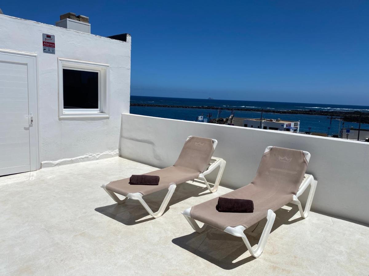 Mirador Del Muelle House Hostel Orzola Luaran gambar